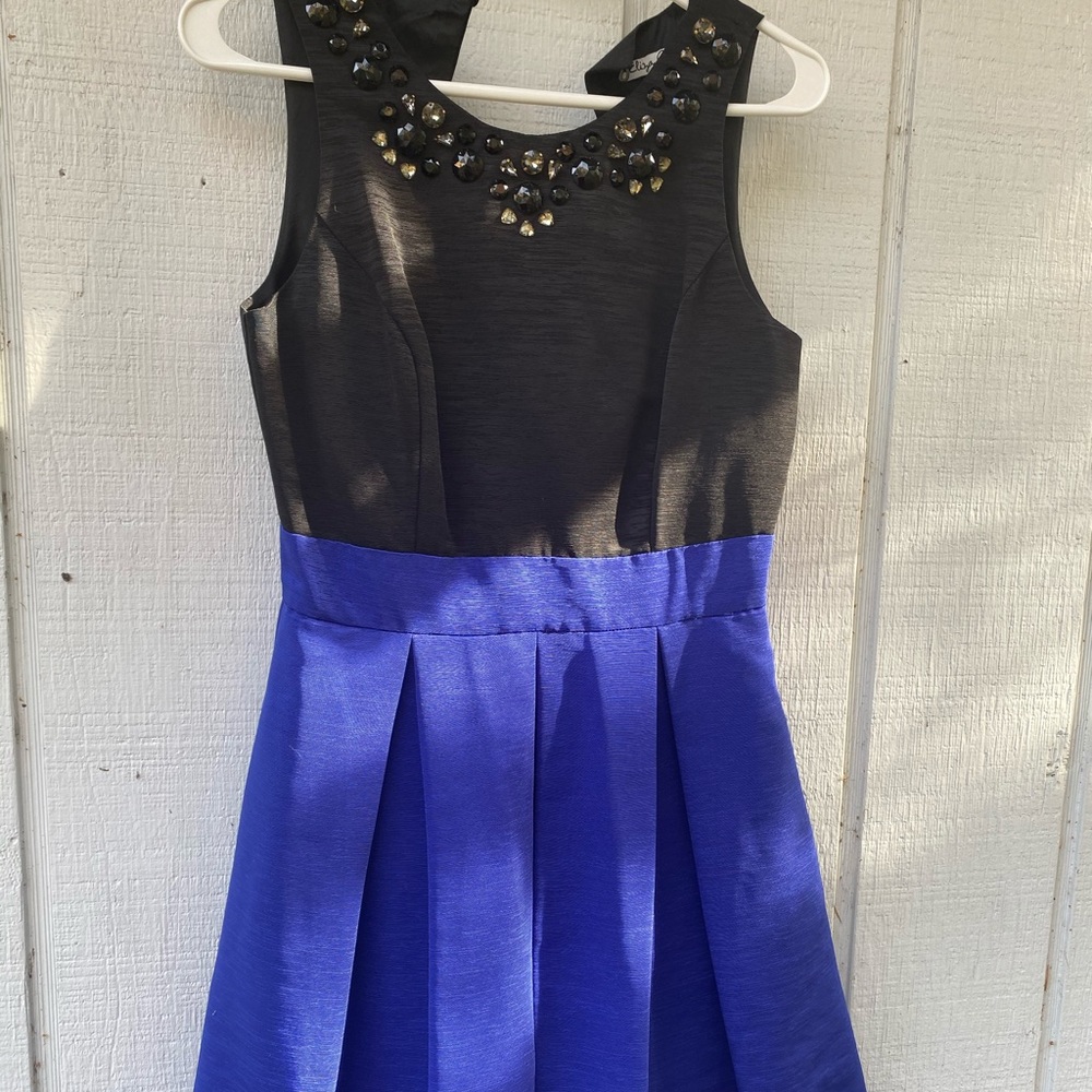 Eliza J lovely dress